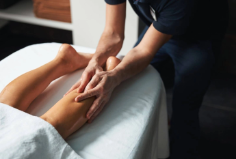 AROMATHERAPIE-MASSAGE (50 MINUTEN)